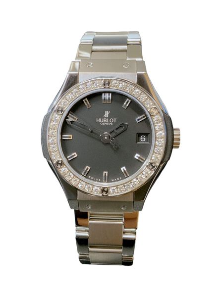 Hublot Classic Fusion 581.NX.1170.NX.1104